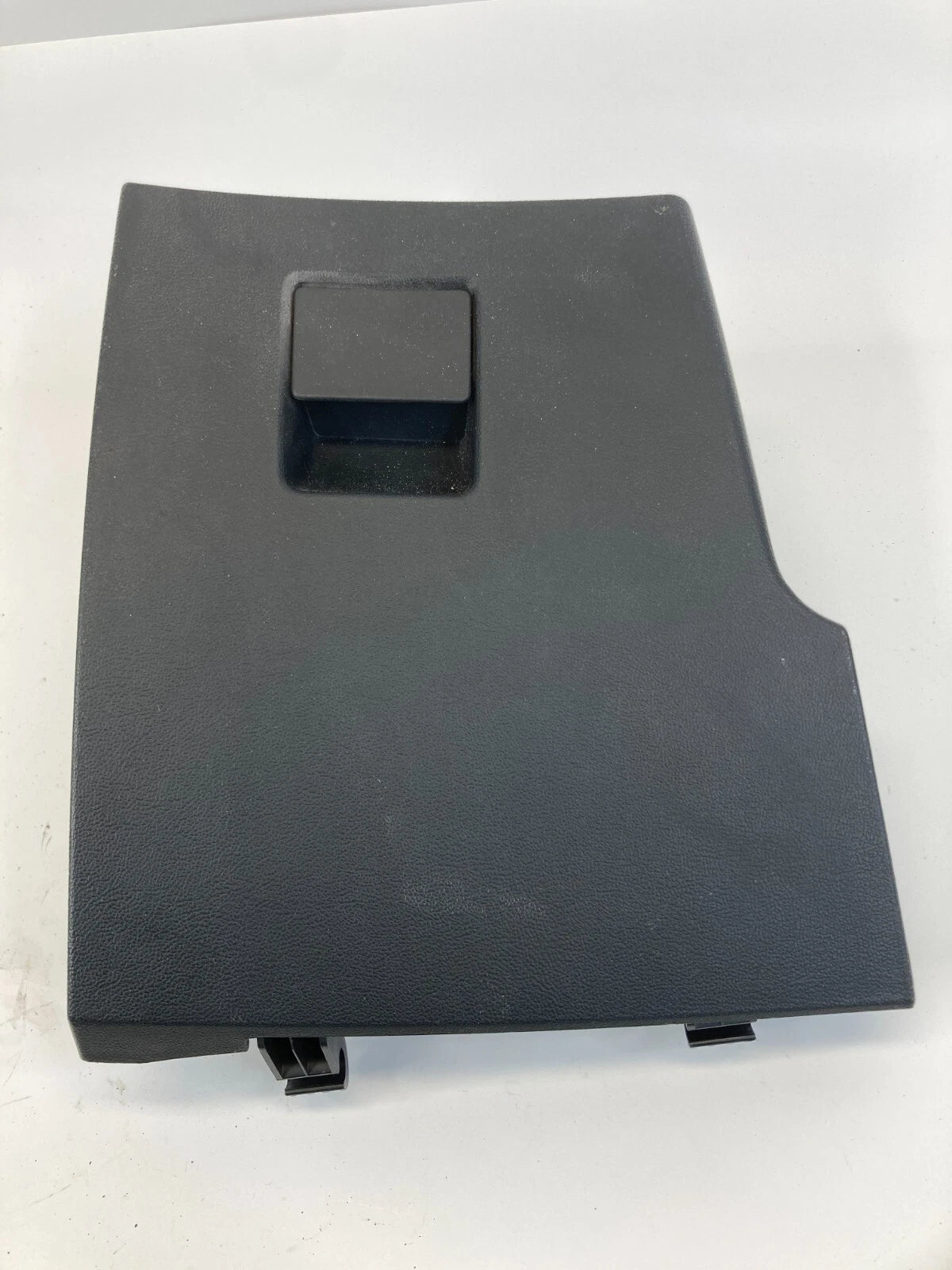 2011-2017 BUICK REGAL FRONT LEFT DRIVER SIDE GLOVE BOX COMPARTMENT 13294598 OEM