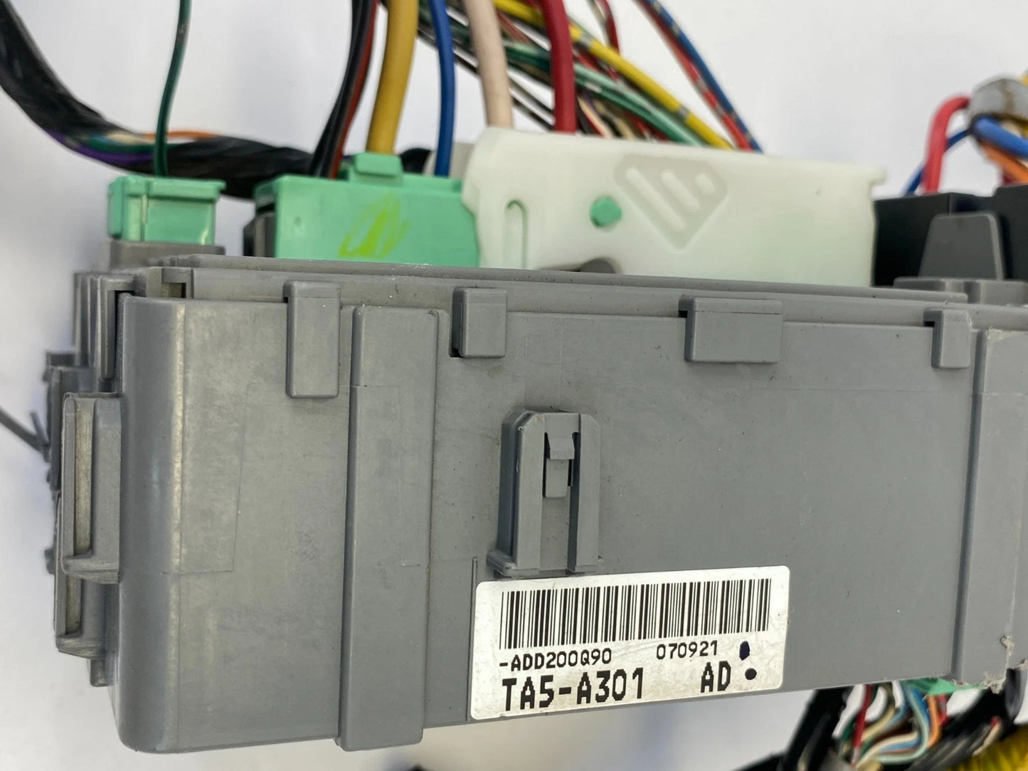 2008-2010 HONDA ACCORD 2.4L INTERIOR CABIN FUSE BOX RELAY PANEL OEM TA5-A301-AD