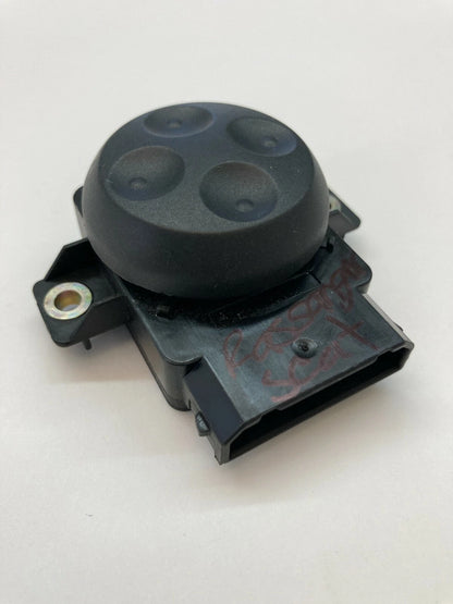06-10 VOLKSWAGEN PASSAT 05-10 JETTA RIGHT SEAT LUMBAR ADJUST SWITCH 8E0959777