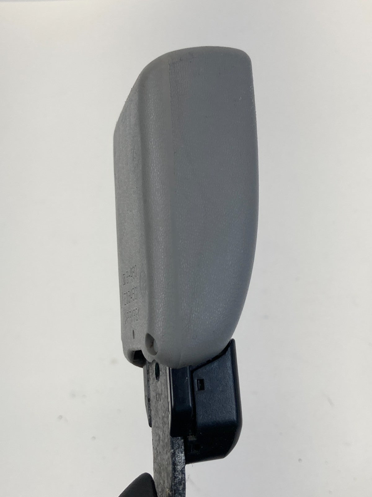 2008 2009 2010 Toyota Highlander Front Seat Belt Buckle Assembly