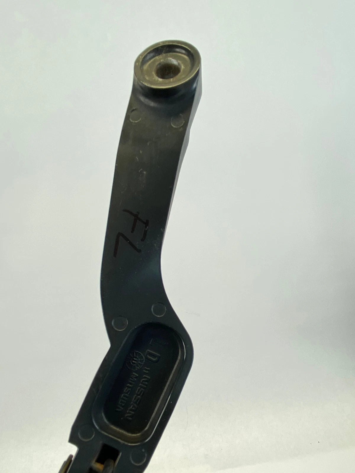 2007-2012 NISSAN ALTIMA SEDAN FRONT WINDSHIELD WIPER ARMS LEFT RIGHT OEM FACTORY