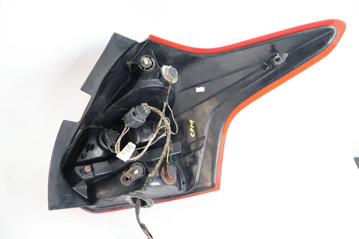2012-2014 FORD FOCUS HATCHBACK REAR LEFT DRIVER SIDE TAILLIGHT TAIL LAMP ASSY