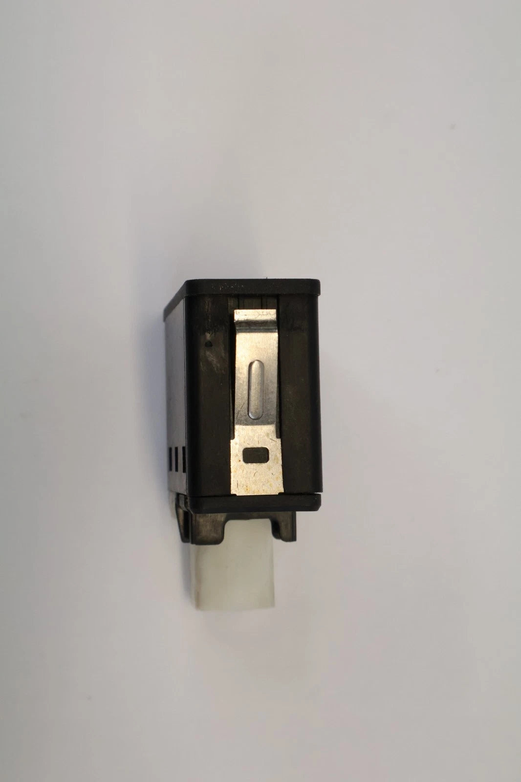 2011-2016 BMW 528I 528I 535I USB AUX-IN AUDIO SOCKET PORT PLUG 9237653 OEM