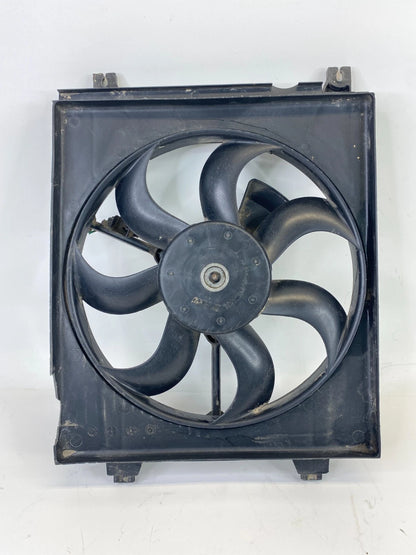 2004 04 KIA CERATO ENGINE RADIATOR COOLING FAN MOTOR ASSEMBLY 97730-2FXXX OEM