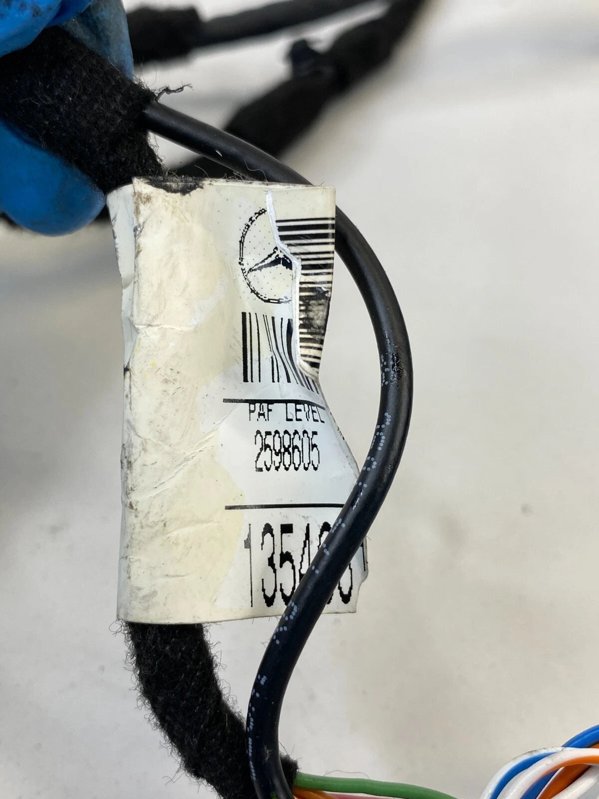 06-11 MERCEDES-BENZ ML350 CENTER CONSOLE ARMREST LID COVER W HARNESS OEM