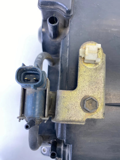 1996-2000 TOYOTA 4RUNNER 3.4L V6 AT FUEL VAPOR CHARCOAL CANISTER 184600-1960 OEM