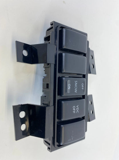 2003-2008 INFINITI FX35 FRONT CONSOLE VDC OFF SNOW CONTROL SWITCH OEM 68492AX000