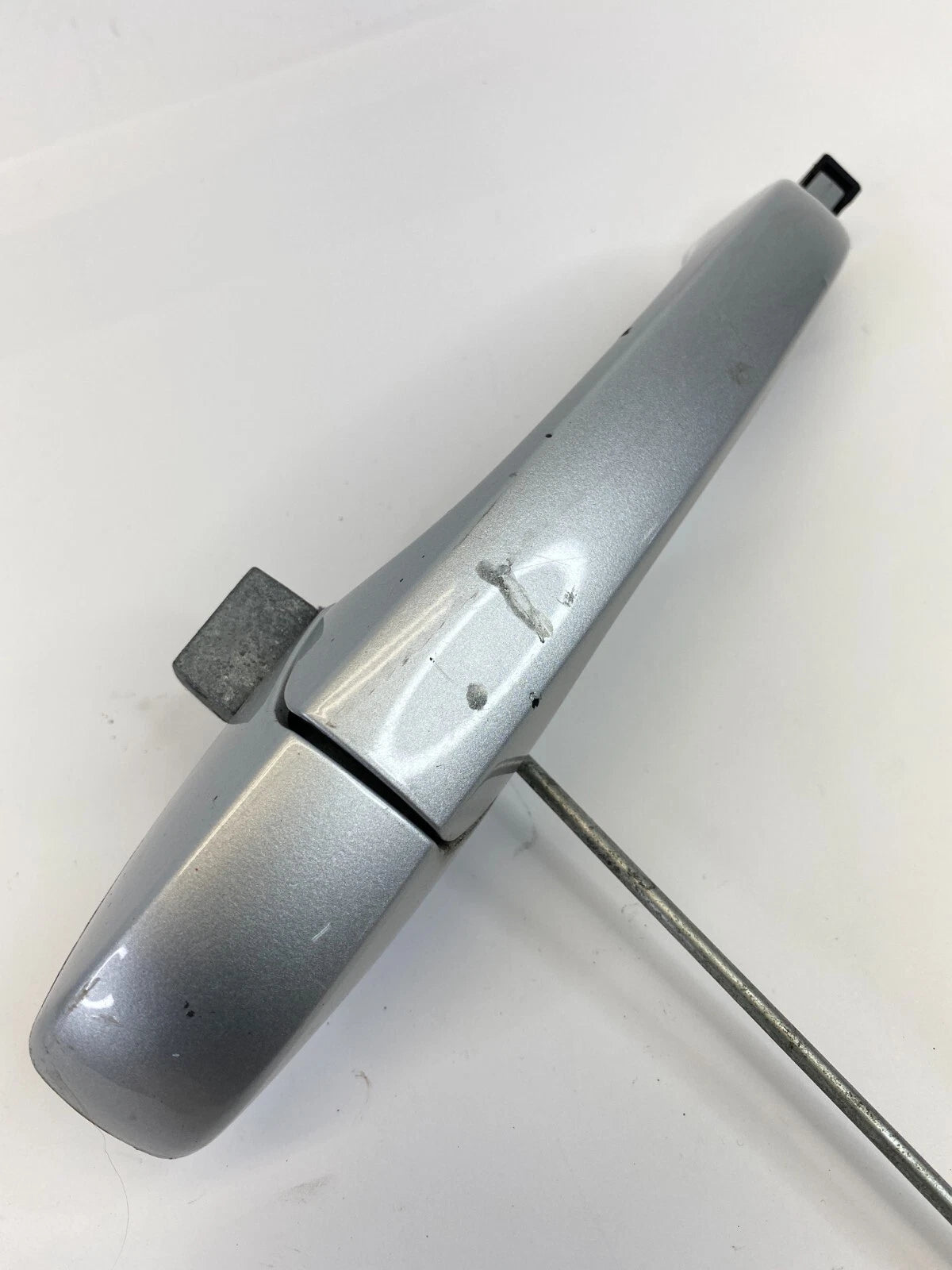 2009-2011 VOLKSWAGEN ROUTAN FRONT RIGHT PASSENGER SIDE EXTERIOR DOOR HANDLE OEM