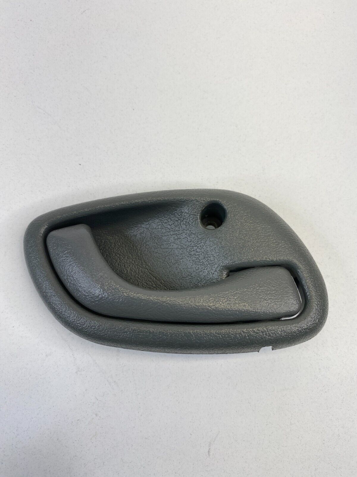 99-04 Chevrolet Tracker Front Right Passenger Side Inner Door Handle 83110-67D00