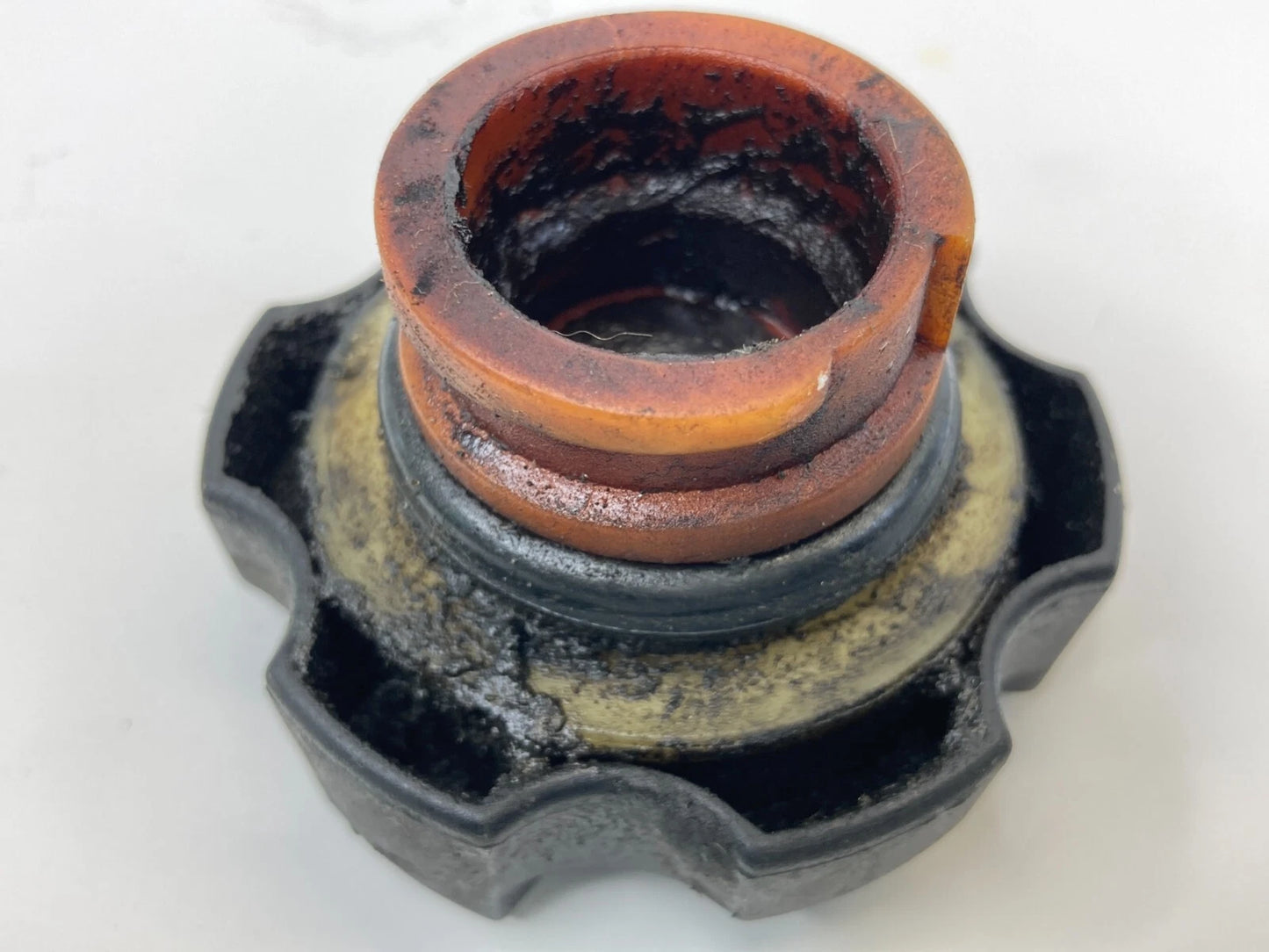 2005-2010 KIA SPORTAGE 2.7L V6 6 CYLINDER ENGINE OIL FLUID CAP OEM
