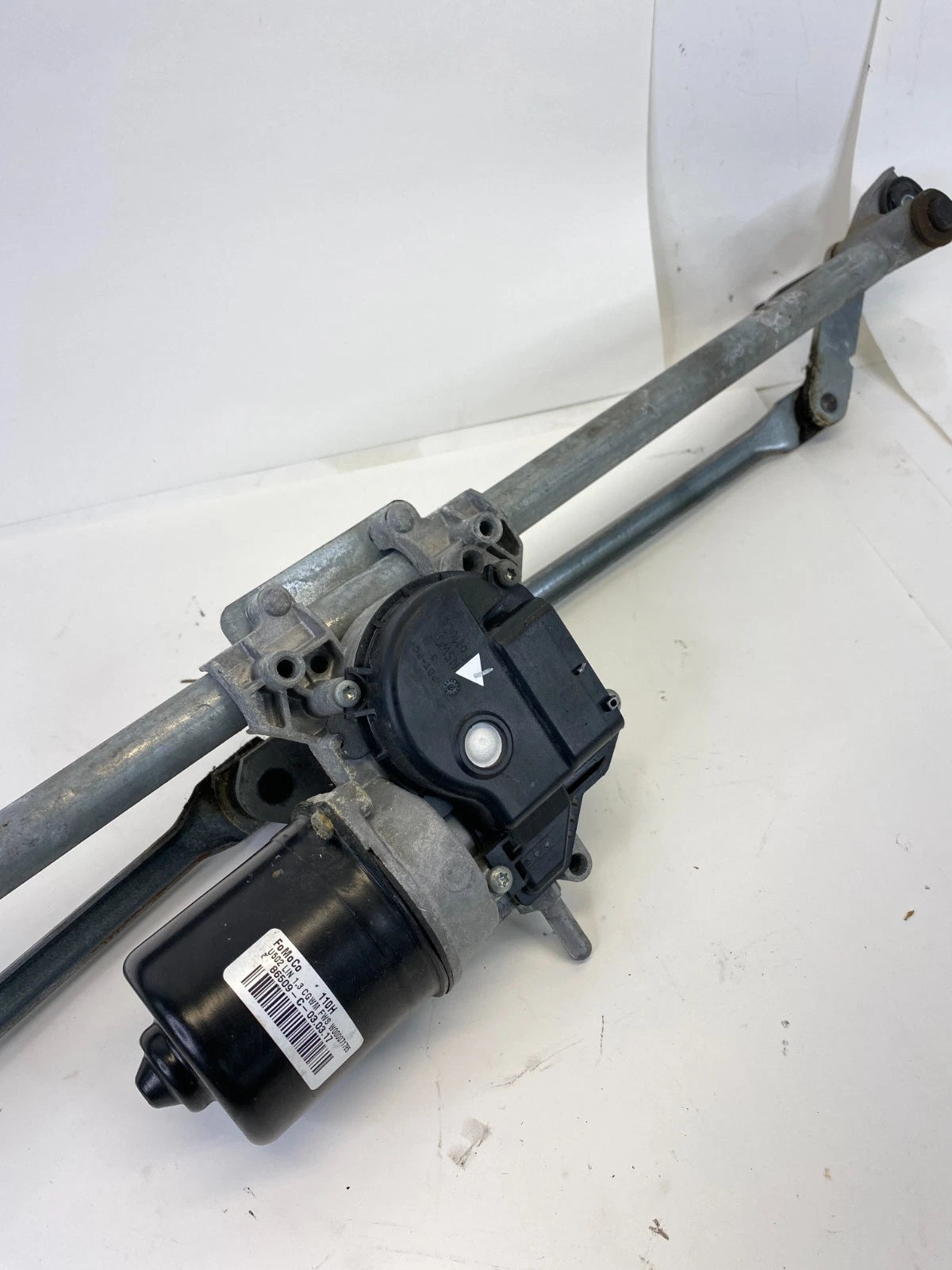 2013-2019 FORD EXPLORER INTERCEPTOR FRONT WINDSHIELD WIPER MOTOR W/ LINKAGE
