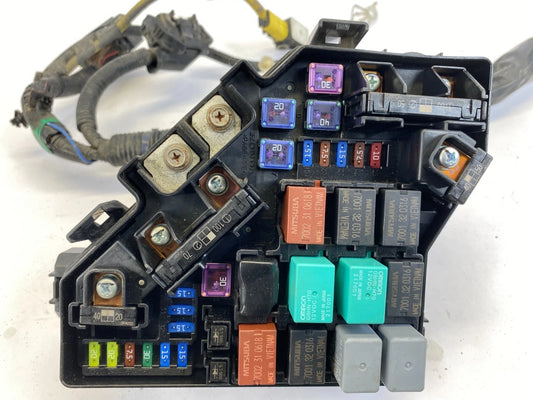 2007-2011 HONDA CR-V 2.4L ENGINE FUSE RELAY BOX COMPARTMENT SWA-0130 OEM