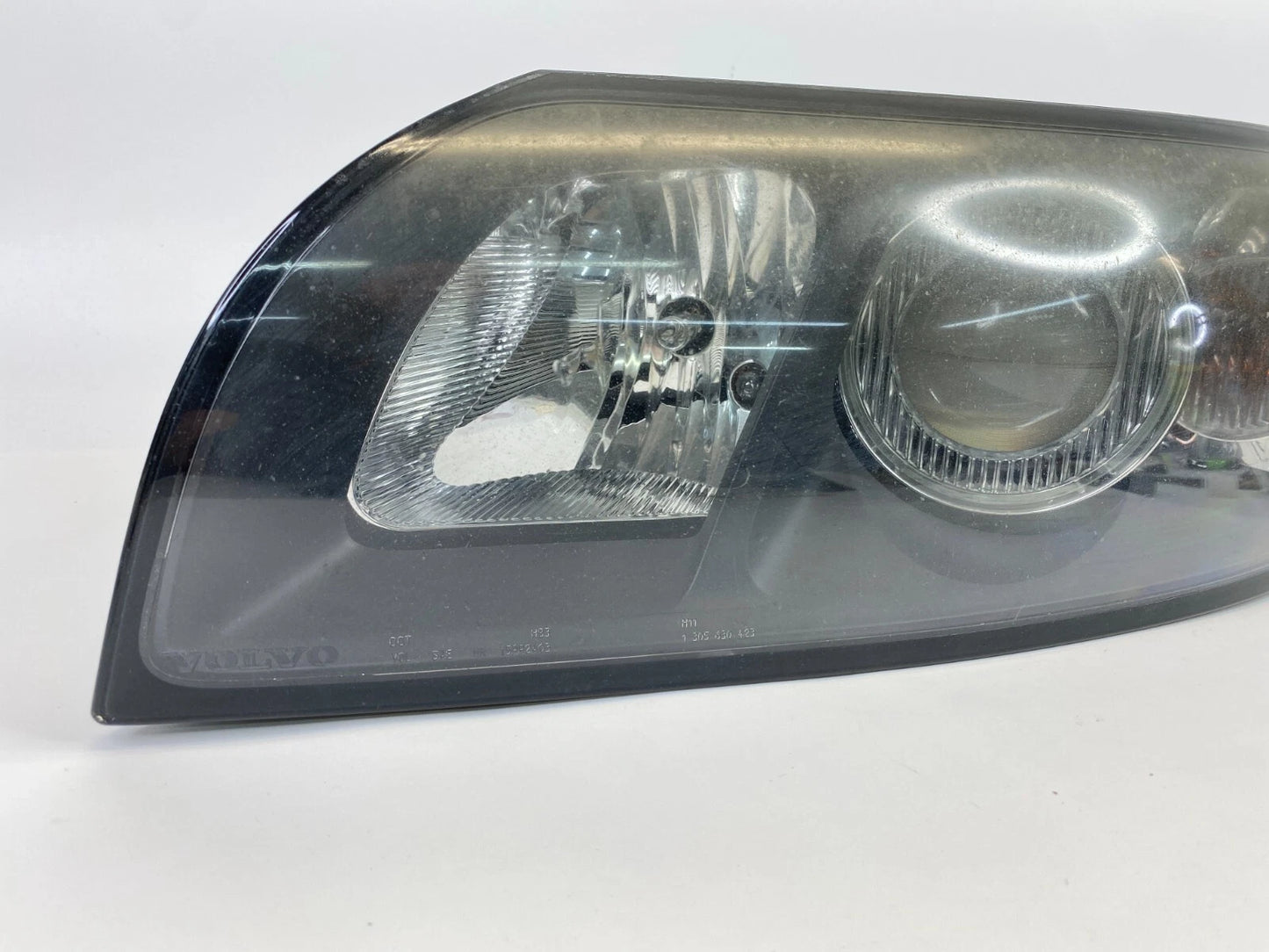 2003 2004 VOLVO S40 FRONT LEFT DRIVER HEADLIGHT HEADLAMP LAMP HALOGEN 30678318