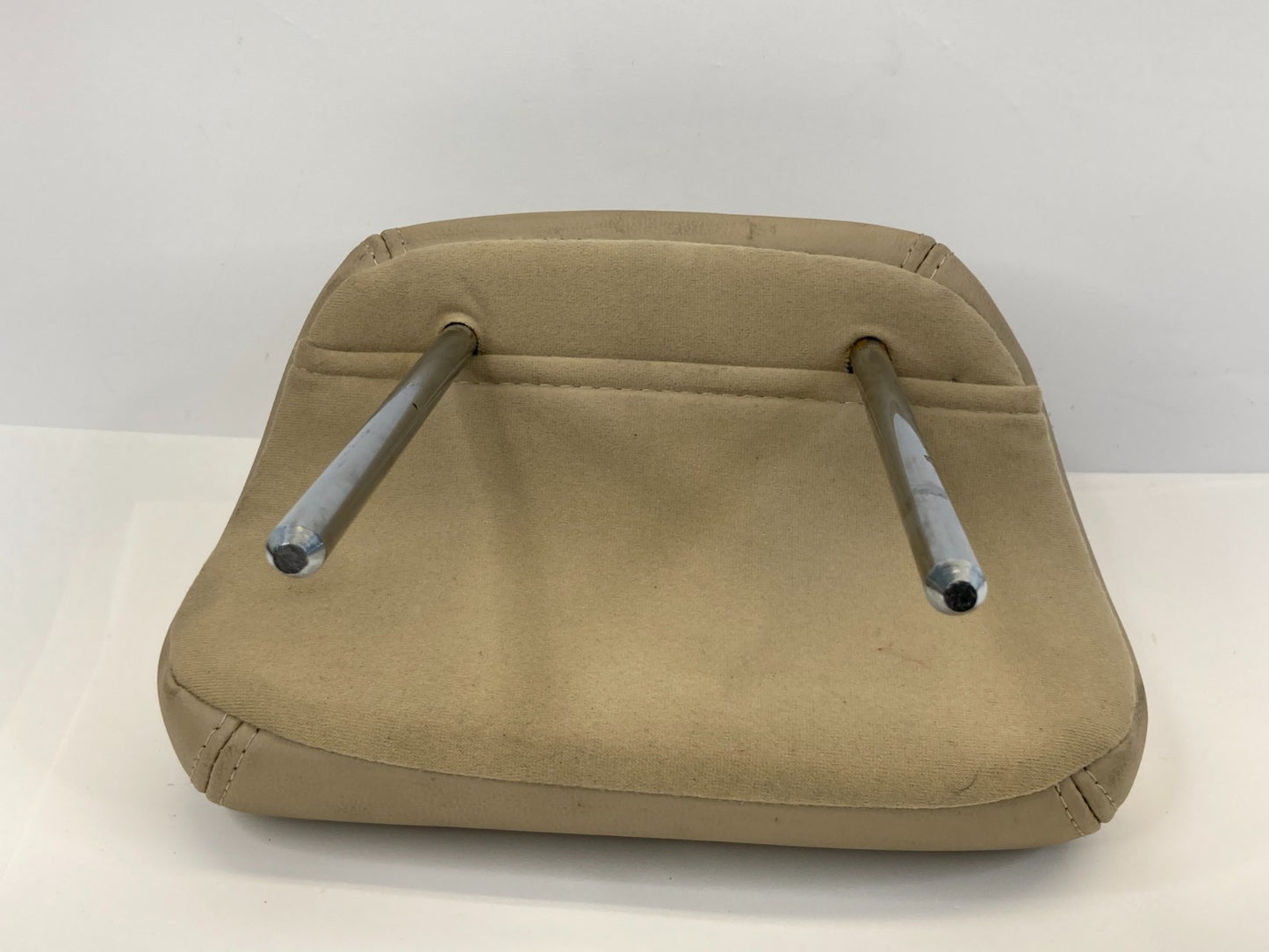 09 10 Hyundai Sonata Rear Left & Right Middle Seat Headrest Head Rest Set OEM