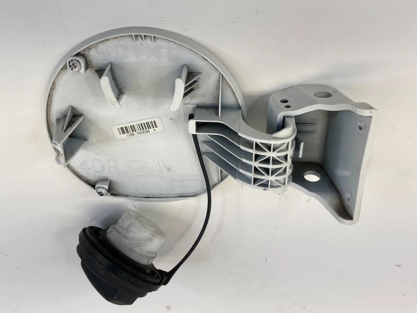 2012-2017 Kia Rio SEDAN Fuel Filler Tank Door Gas Lid Cover Assy 69510-1W000 OEM