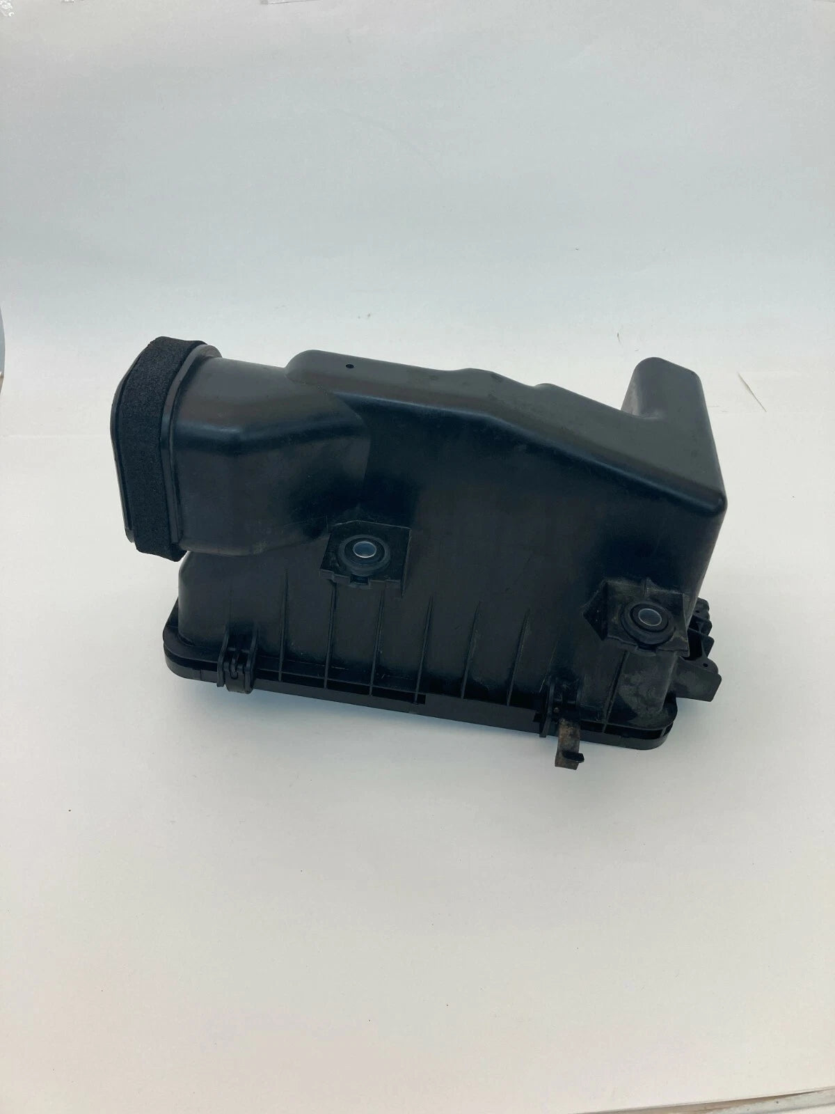 2007 2008 HYUNDAI ENTOURAGE 3.8L AIR CLEANER INTAKE BOX OEM FACTORY 28112-4D000