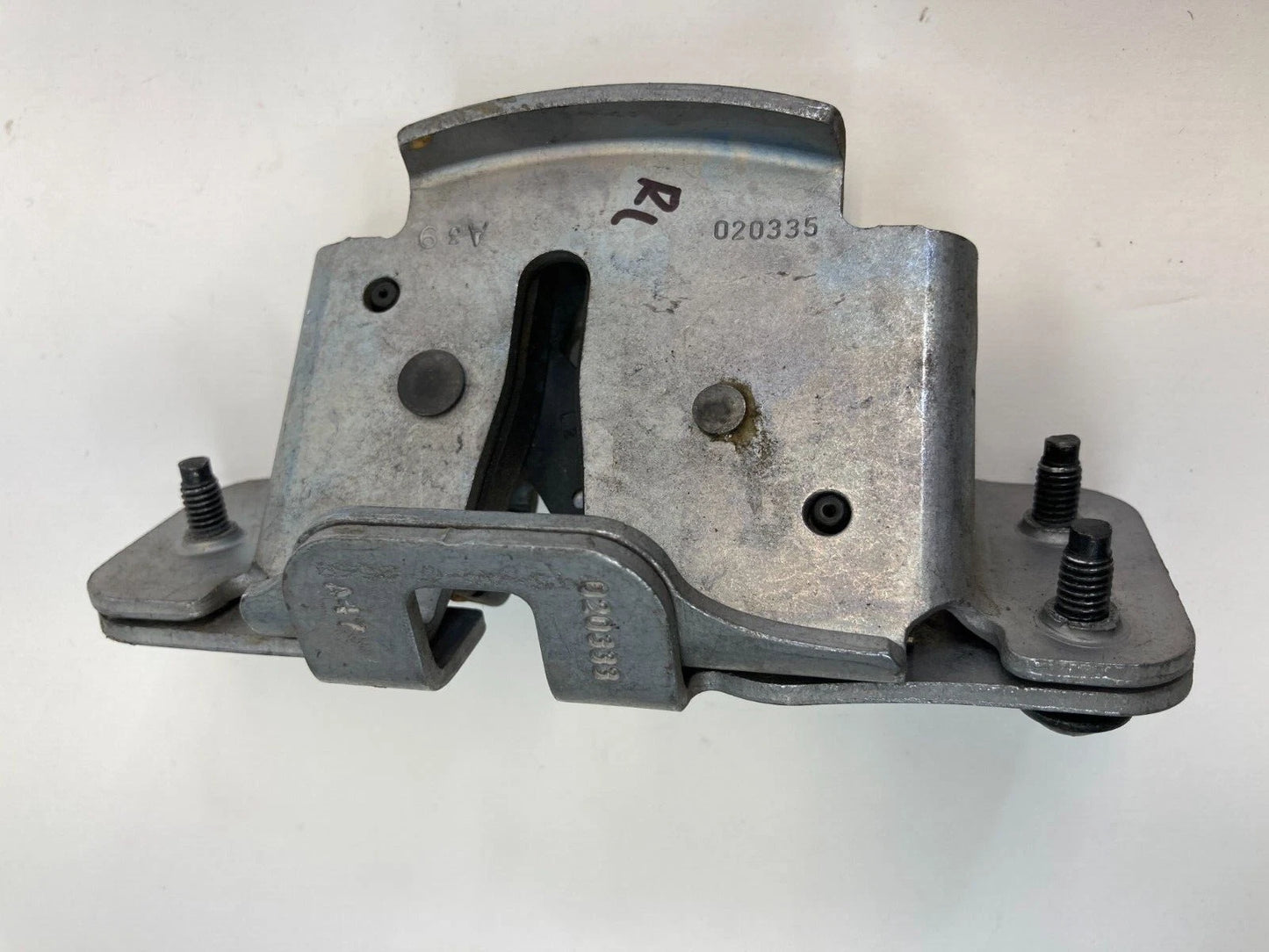 2008-2016 CHRYSLER TOWN & COUNTRY REAR LEFT SLIDING DOOR LOCK LATCH CATCH OEM