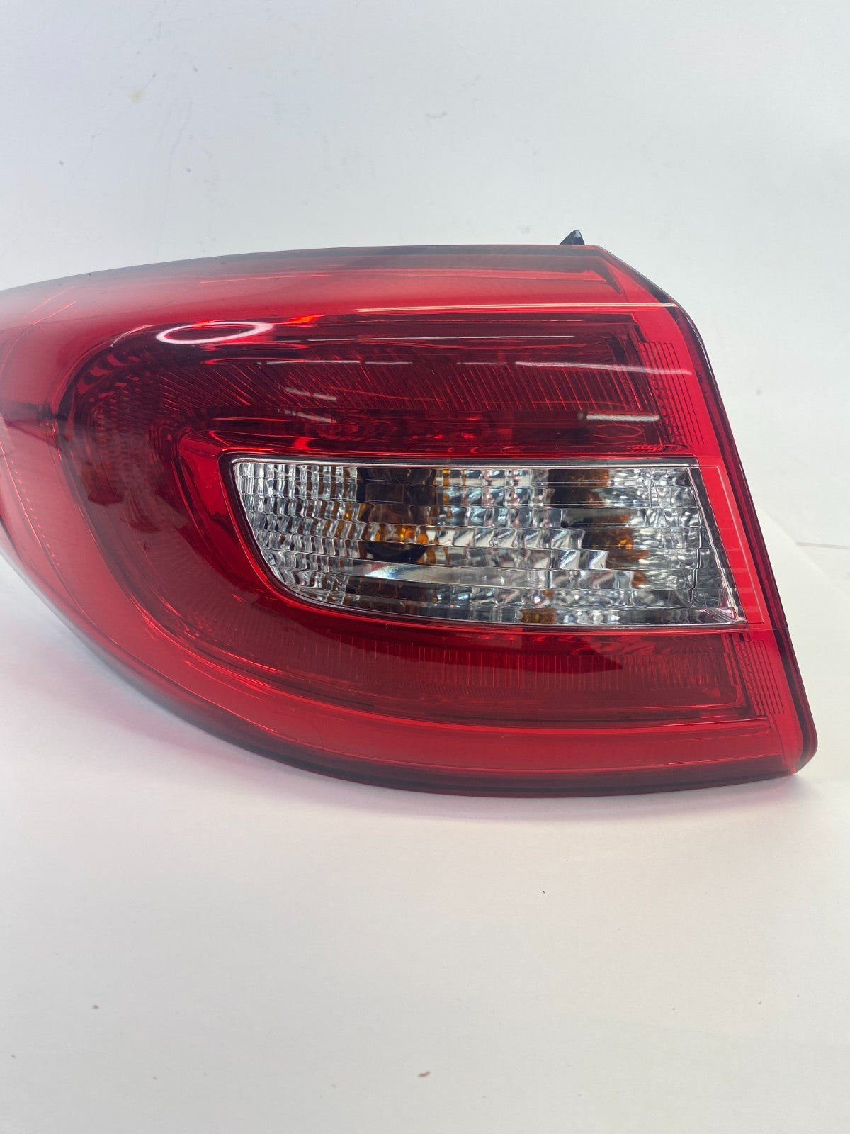 2015 2016 2017 Hyundai Sonata Left Driver Outer Quarter Tail Light Taillight OEM