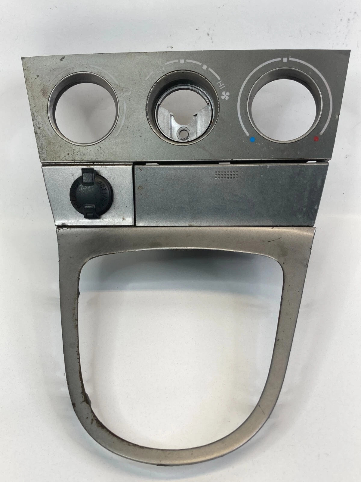 03-08 TOYOTA MATRIX SHIFTER CLIMATE CONTROL TRIM BEZEL W STORAGE & POWER OUTLET