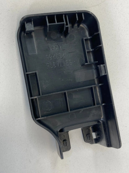 08-17 MITSUBISHI LANCER RIGHT SIDE SEAT TRACK END COVER ANCHOR TRIM CAP 6977A395