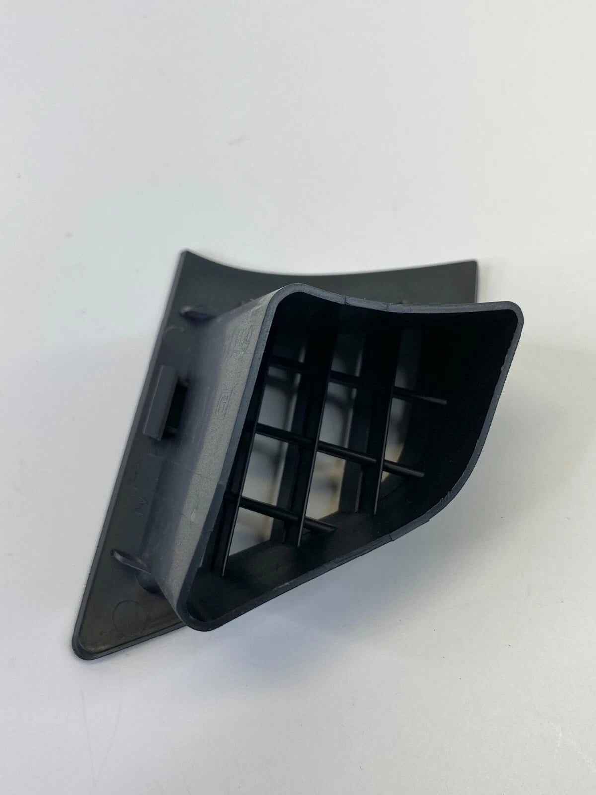 2010-2014 SUBARU LEGACY DASH RIGHT PASSENGER A/C AIR VENT DEFROST DUCT GRILLE