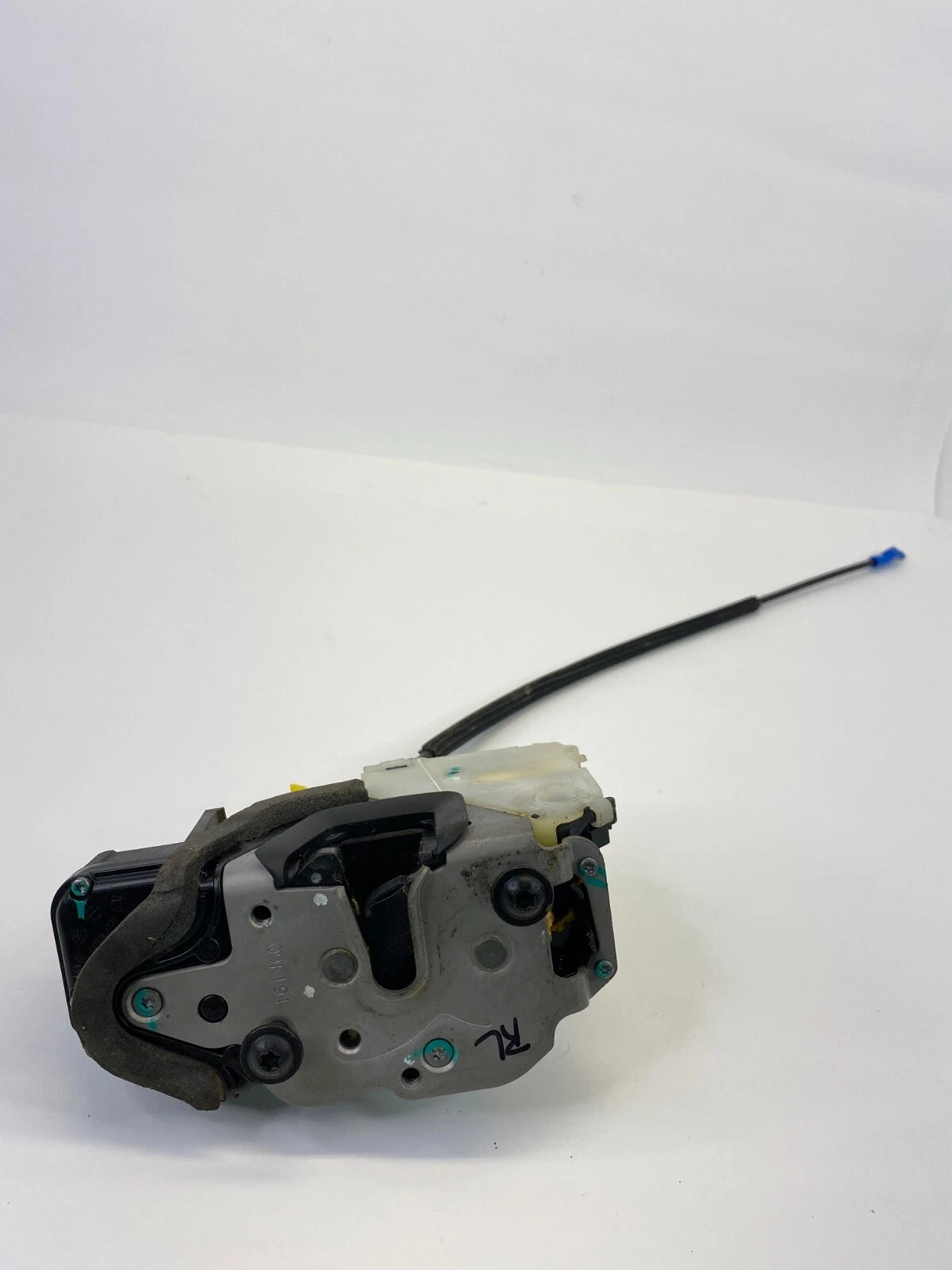 2010-2015 CHEVROLET EQUINOX REAR LEFT DOOR LOCK LATCH RELEASE ACTUATOR 13503783