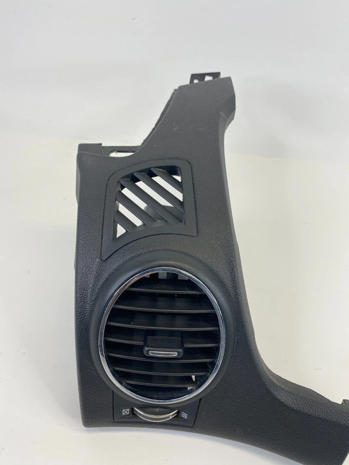 2008-2012 BUICK ENCLAVE LEFT DRIVER SIDE DASH AC AIR VENT BEZEL TRIM 25860225