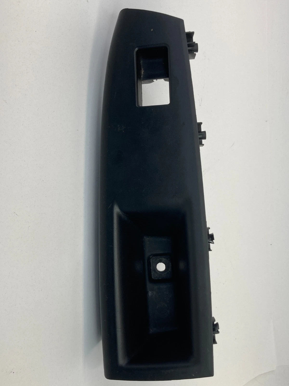 11-16 CHEVROLET CRUZE REAR PASSENGER DOOR WINDOW SWITCH BEZEL TRIM OEM 877569434