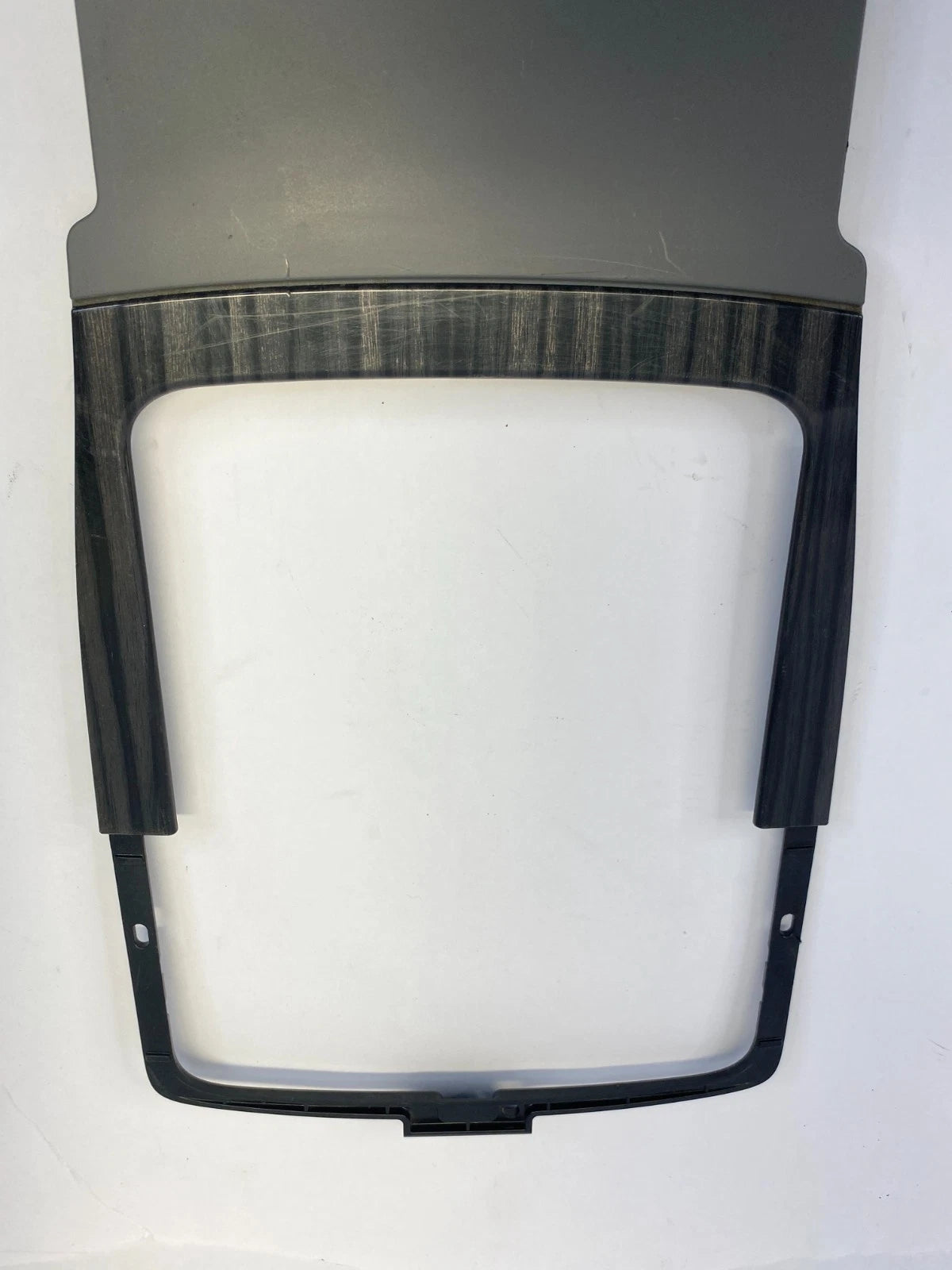 2013-2015 CHEVROLET TRAVERSE FLOOR CENTER CONSOLE UPPER TRIM PLATE BEZEL 1615749