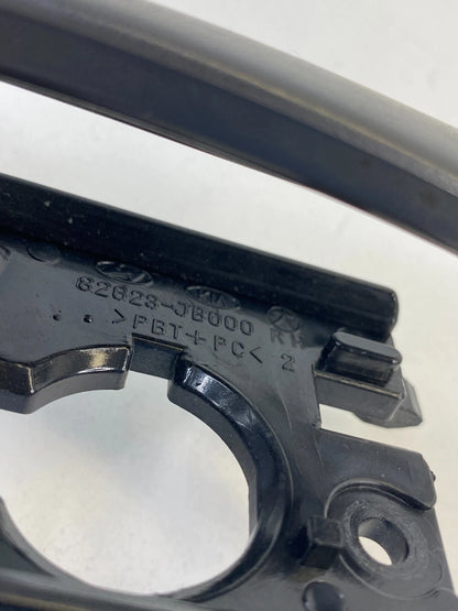 2006-2011 KIA RIO RIO5 FR RH INSIDE DOOR HANDLE LEVER BEZEL UNIT OEM 82623-JB000