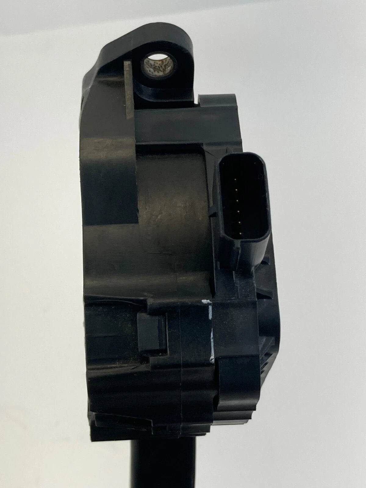 2013-2020 FORD FUSION GAS ACCELERATOR PEDAL THROTTLE CONTROL DG9C-9F836-AB OEM