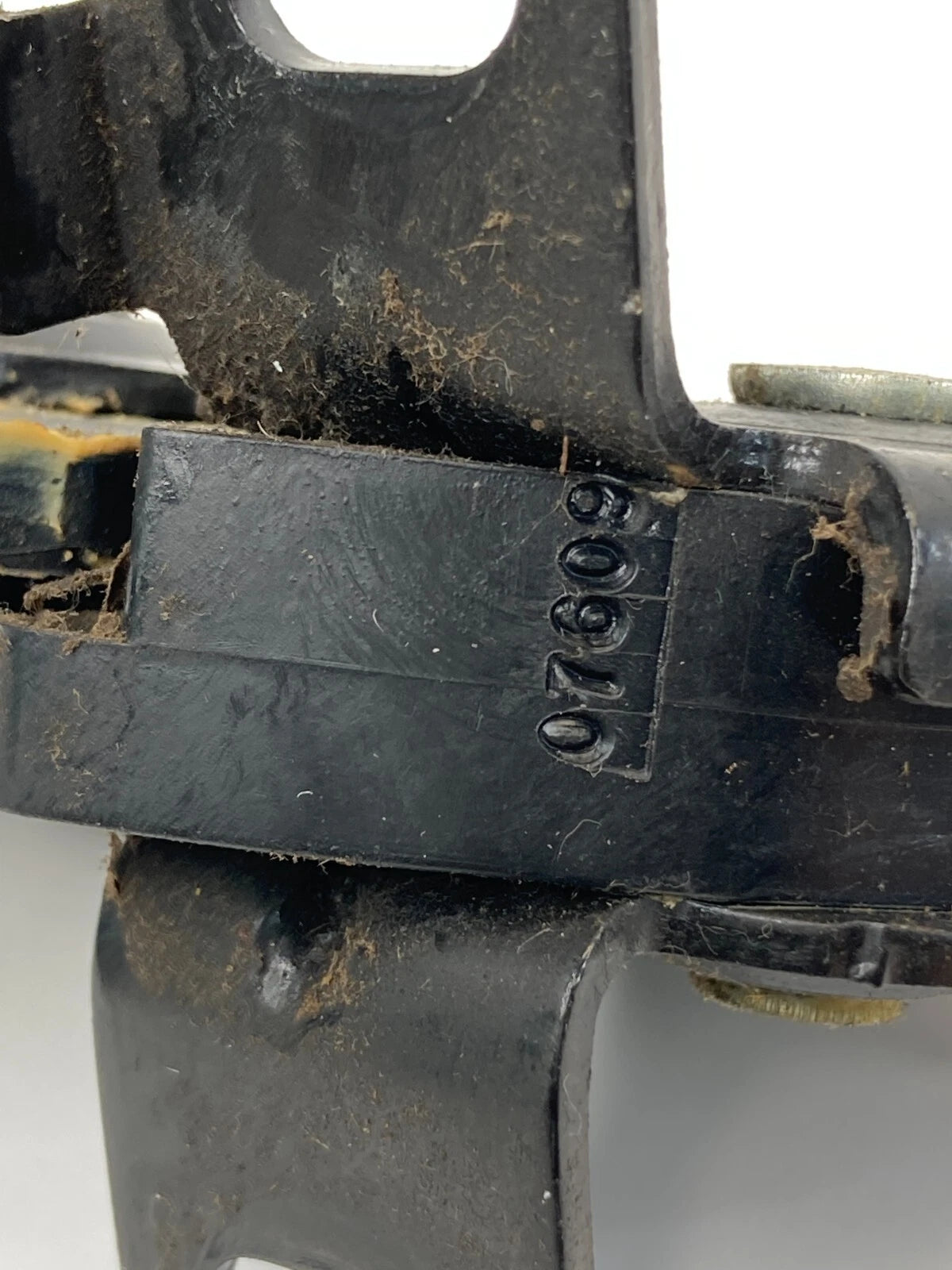 2007-2013 CHEVROLET SILVERADO 2500 HD REAR RIGHT DOOR LOCK LATCH OEM 25992795
