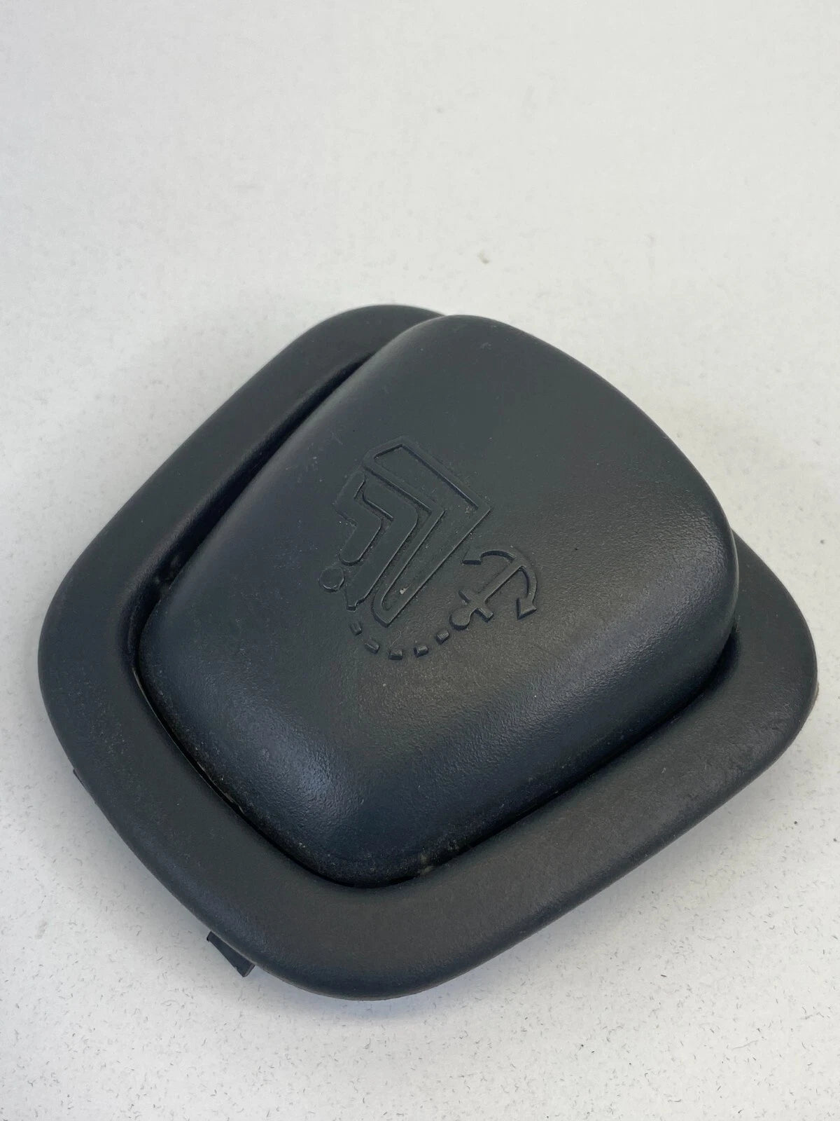2008-2011 FORD FOCUS BACK SEAT CHILD SAFETY ANCHOR HOOK COVER CAP TRIM OEM