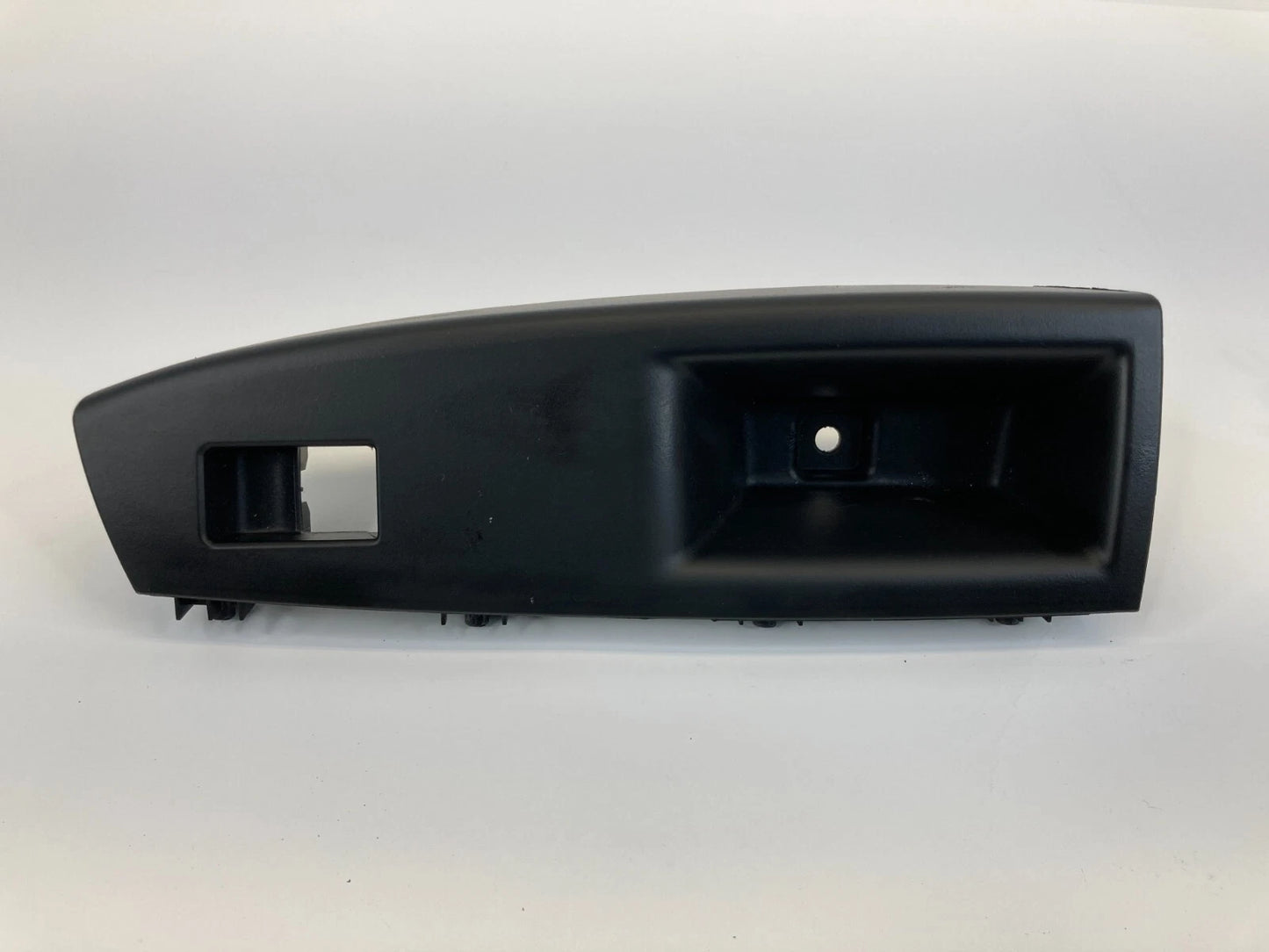 2011-2016 CHEVROLET CRUZE REAR LEFT SIDE WINDOW SWITCH COVER BEZEL 877569434