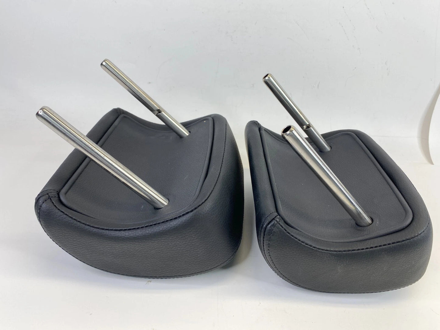 2009-2012 VOLKSWAGEN CC REAR SEAT HEADREST HEAD REST LEFT & RIGHT PAIR SET OEM