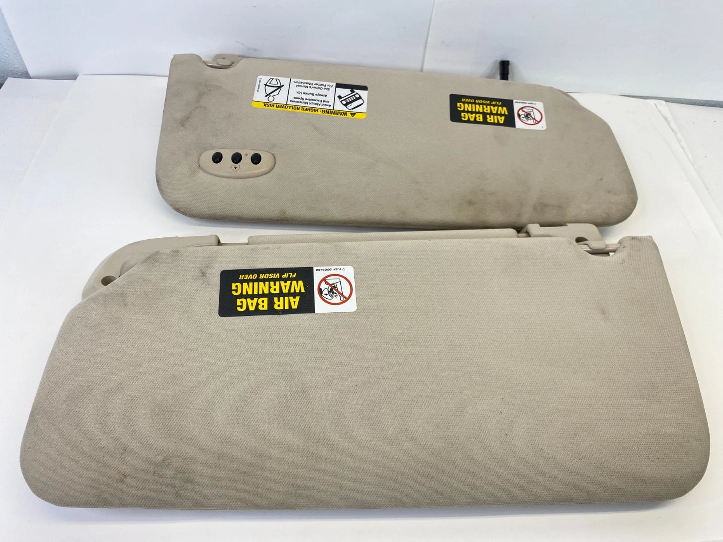 2003-2006 LINCOLN NAVIGATOR DUAL SUN VISOR PAIR SET LH RH TAN BEIGE OEM FACTORY