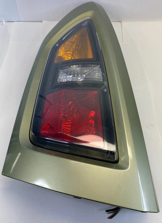 2010 2011 KIA SOUL REAR LEFT SIDE TAIL LIGHT LAMP RED LOWER AMBER UPPER OEM