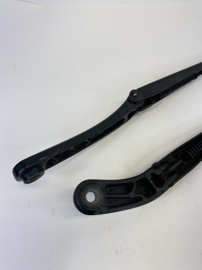 09-16 Audi A6 Quattro Front Right & Light Windshield Wiper Arm Pair 8K1-955-407