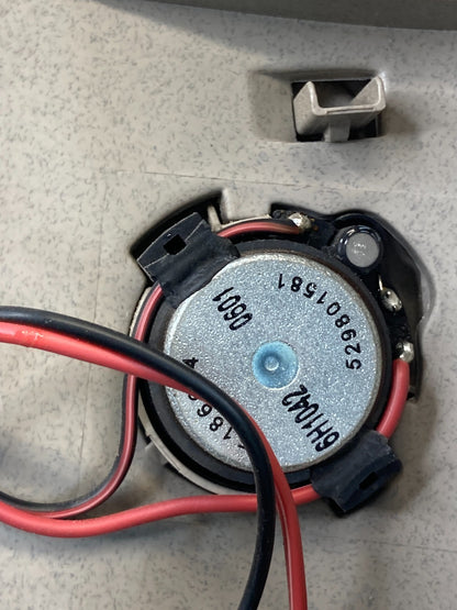 2007-2014 GMC Yukon Front Left Windshield A Pillar Cover Trim w/ Tweeter OEM