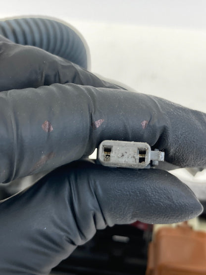 2001-2004 Nissan Pathfinder 3.5L Engine Bay Left Side Relay Box Fusebox 71543079