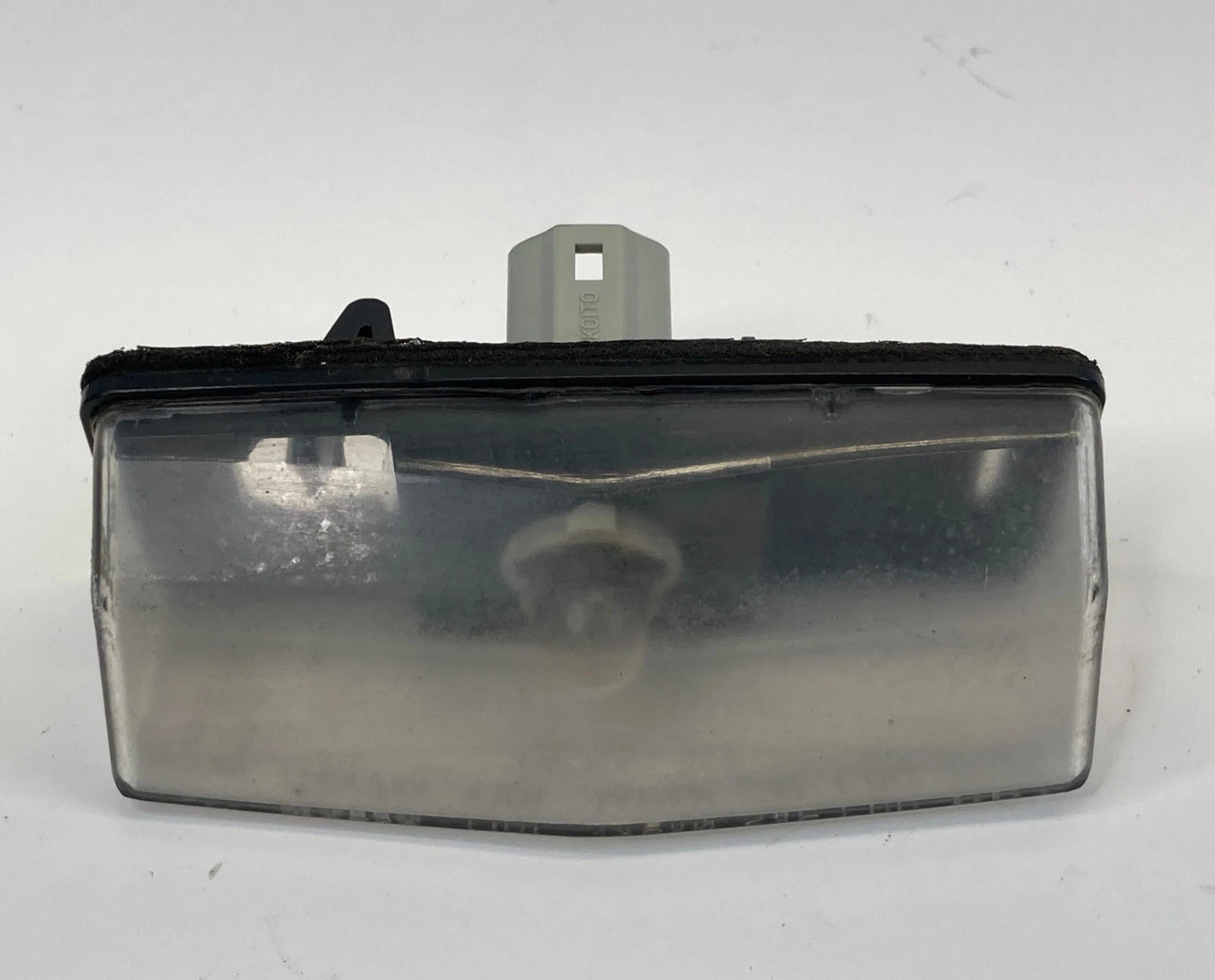 2004-2015 TOYOTA PRIUS REAR BACK TRUNK LICENSE PLATE LIGHT LAMP A045053 OEM