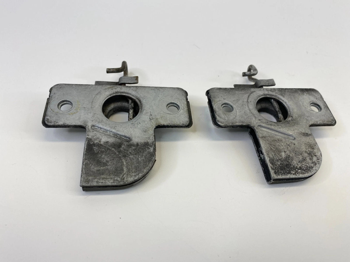 2003-2011 SAAB 9-3 93 1999-2009 SAAB 9-5 SEDAN HOOD BONNET LOCK PAIR SET