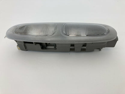 04 Rainier 02-04 Trailblazer Front Door Overhead Roof Courtesy Dome Light Lamp