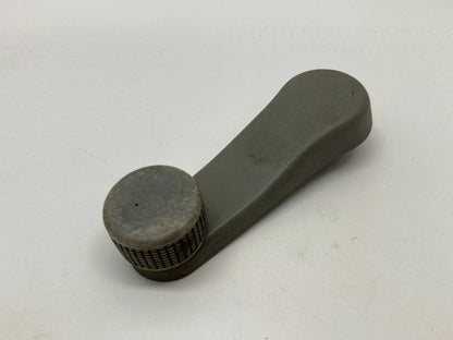 98-02 VOLKSWAGEN BEETLE FRONT LEFT SIDE WINDOW CRANK HANDLE MANUAL 1H0837581D