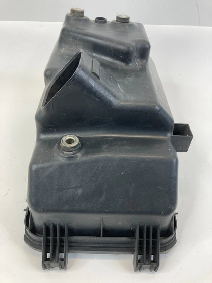 2004 2005 2006 TOYOTA CAMRY 3.0L AIR INTAKE CLEANER BOX LOWER COVER OEM
