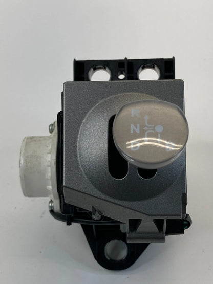2004-2009 TOYOTA PRIUS AUTOMATIC TRANSMISSION GEAR SHIFTER SELECTOR OEM