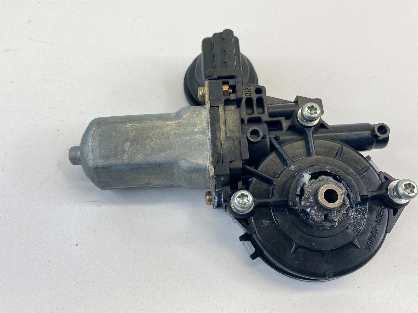 2004-2009 TOYOTA PRIUS FRONT RIGHT PASSENGER SIDE DOOR WINDOW MOTOR 85710-35180