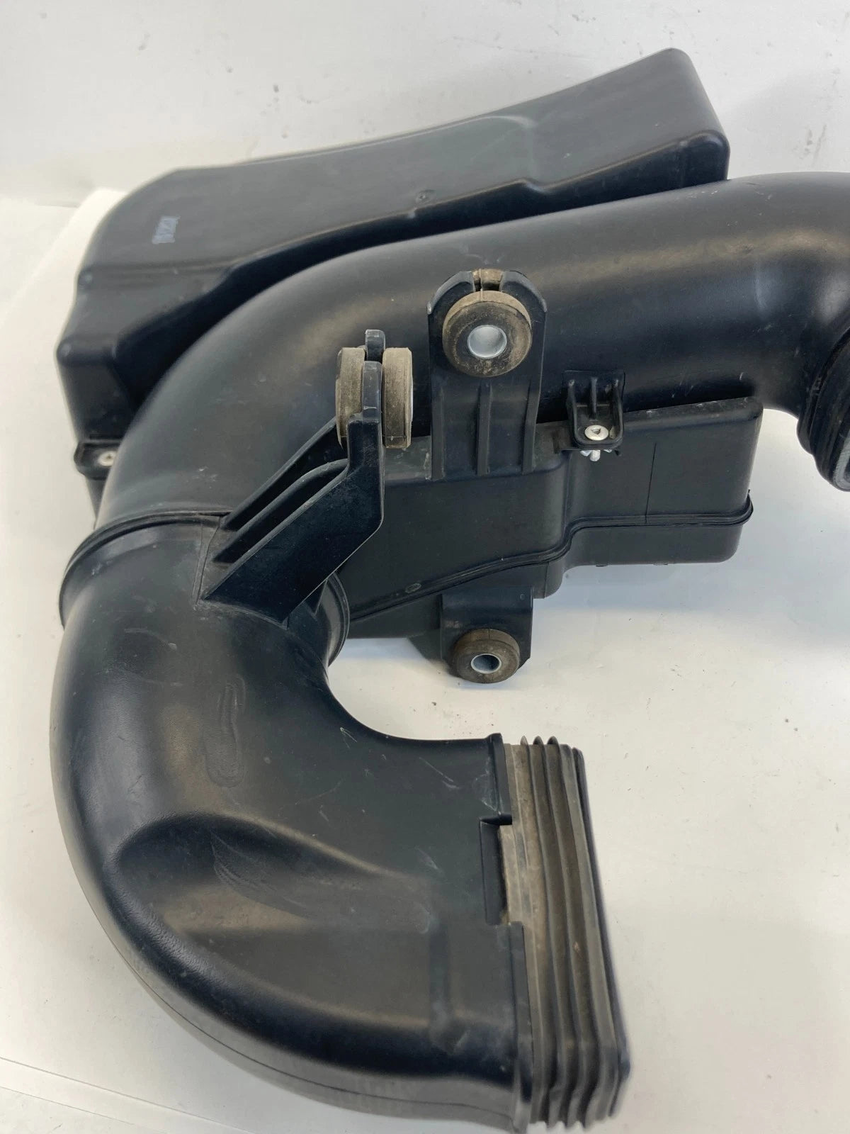 2014-2019 Kia Soul Air Intake Cleaner Hose Tube Duct w/Resonator 28220-B2000