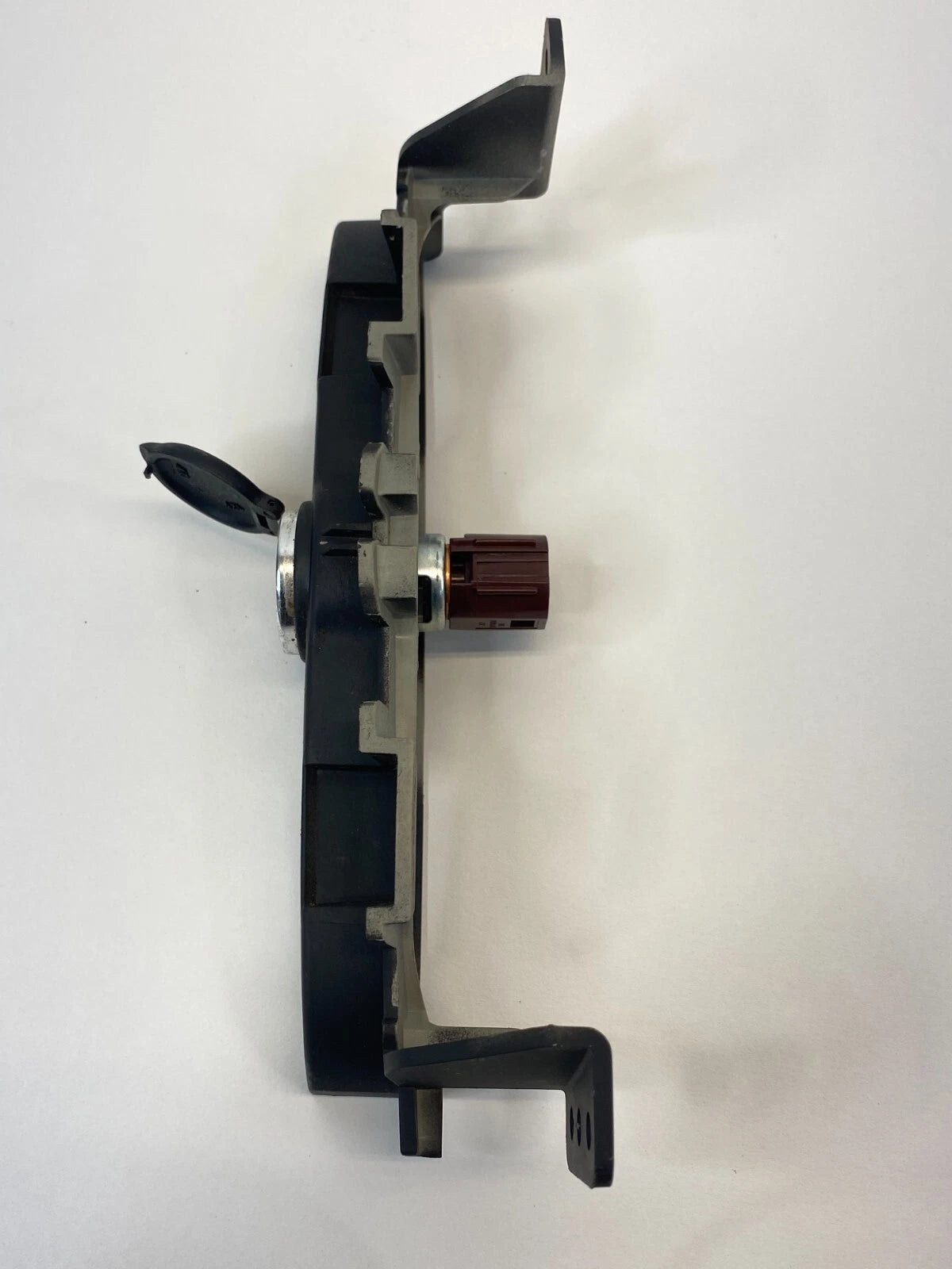 2014 2015 CHEVROLET MALIBU DASHBOARD HAZARD WARNING TRACTION OUTLET BEZEL TRIM