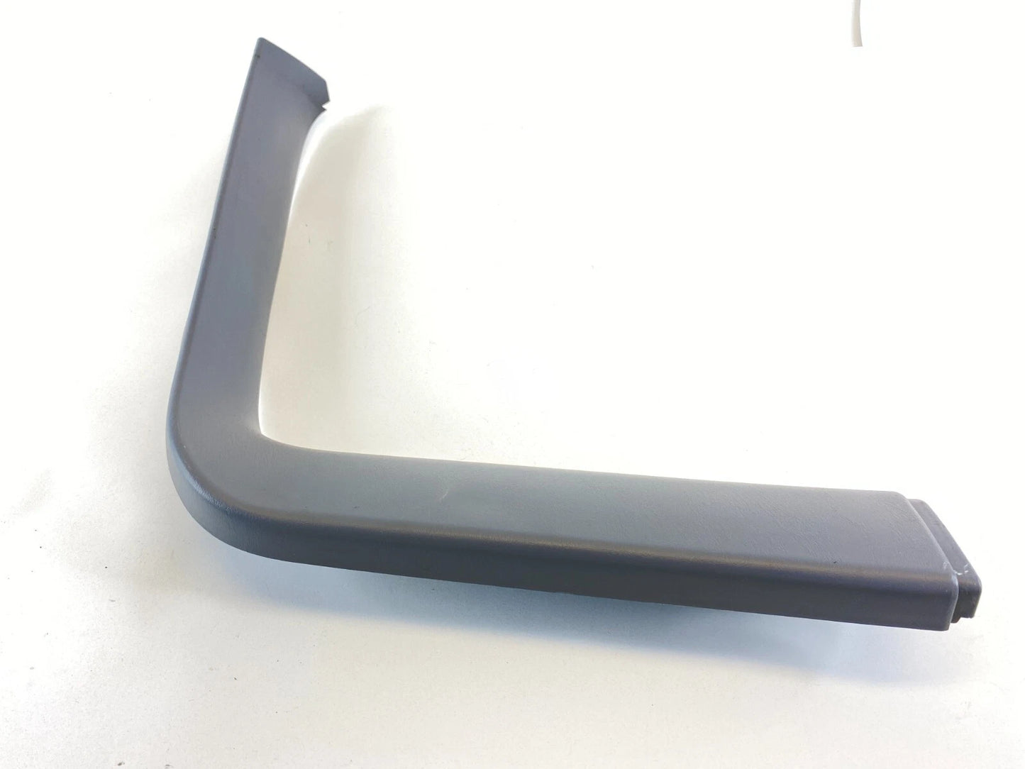 2001-2005 TOYOTA RAV4 REAR LEFT SIDE WINDOW FRAME TRIM MOLDING 67938-42020 OEM